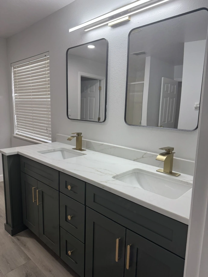 Olive Masterbath 1